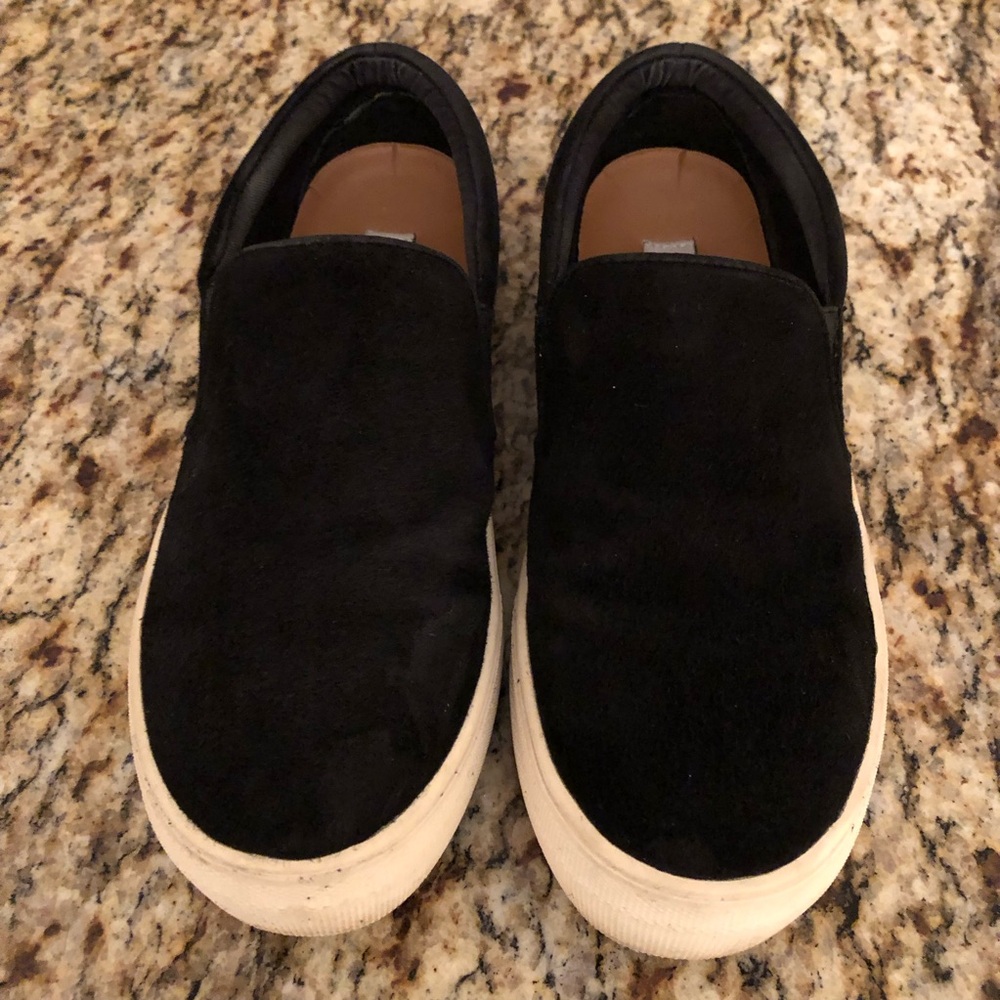 Steve Madden Gills ▪️Black▪️Suede Slip-On Sneakers - Size 6️⃣ - Picture 3 of 7
